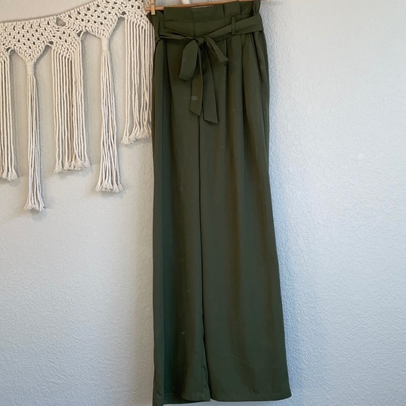 NWOT Paper Bag Waist Wide Leg Pants - Picture 3 of 8
